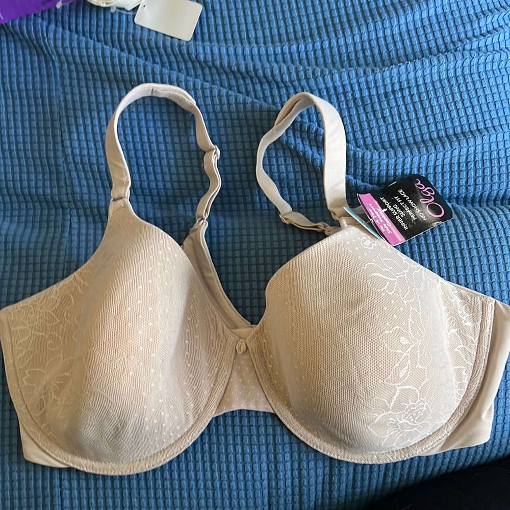 Excellent condition, never worn, tag still on
